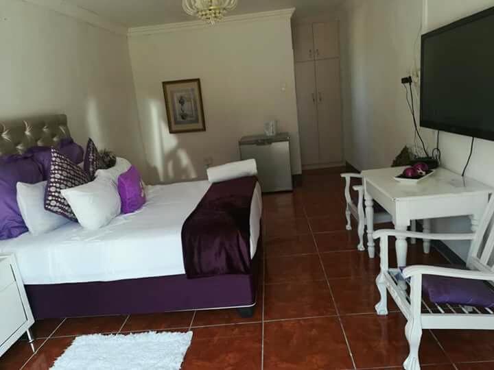 Thembisi Guesthouse Newcastle Exterior foto
